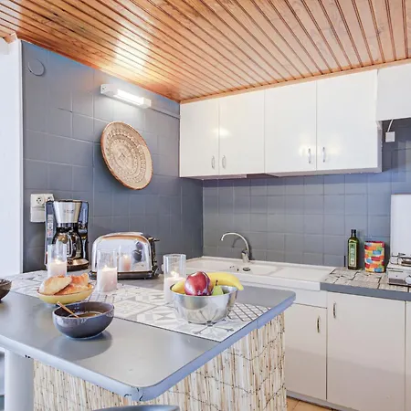 Abdon Gaux By Interhome * Caves