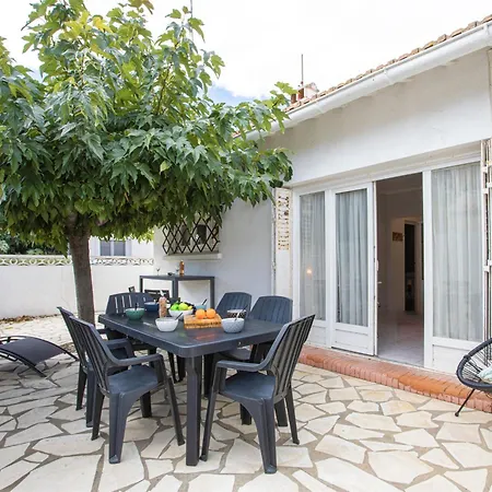 Abdon Gaux By Interhome Caves