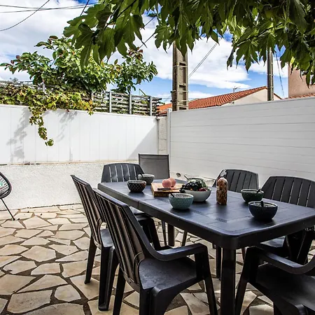 Abdon Gaux By Interhome *