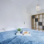 Abdon Gaux By Interhome * Caves