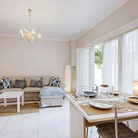 Abdon Gaux By Interhome Caves